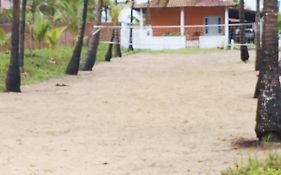 Casa frente para o mar
